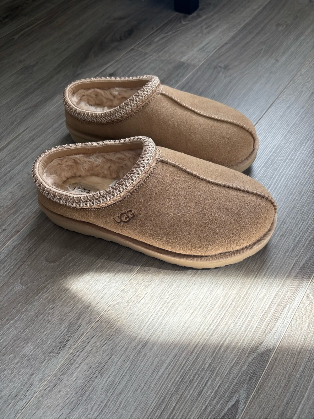 UGG Tasman Sheepskin Slipper Sand
